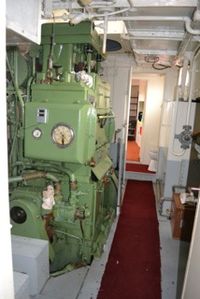 Sleepboot Sperwer Bolnes voorkant.jpg